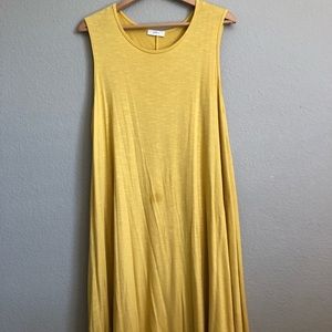 Calf length loose dress